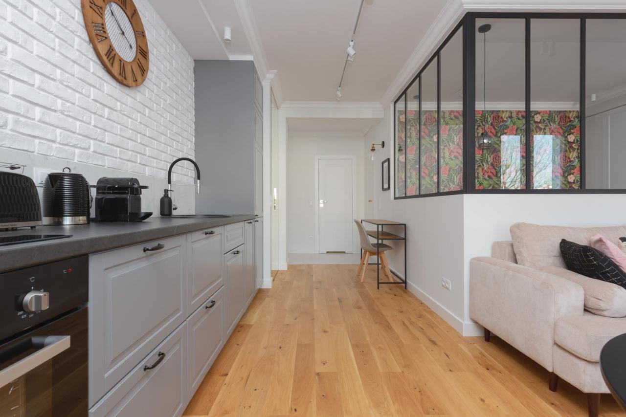 Apartment Bialobrzeska Warsaw Ochota By Renters 외부 사진