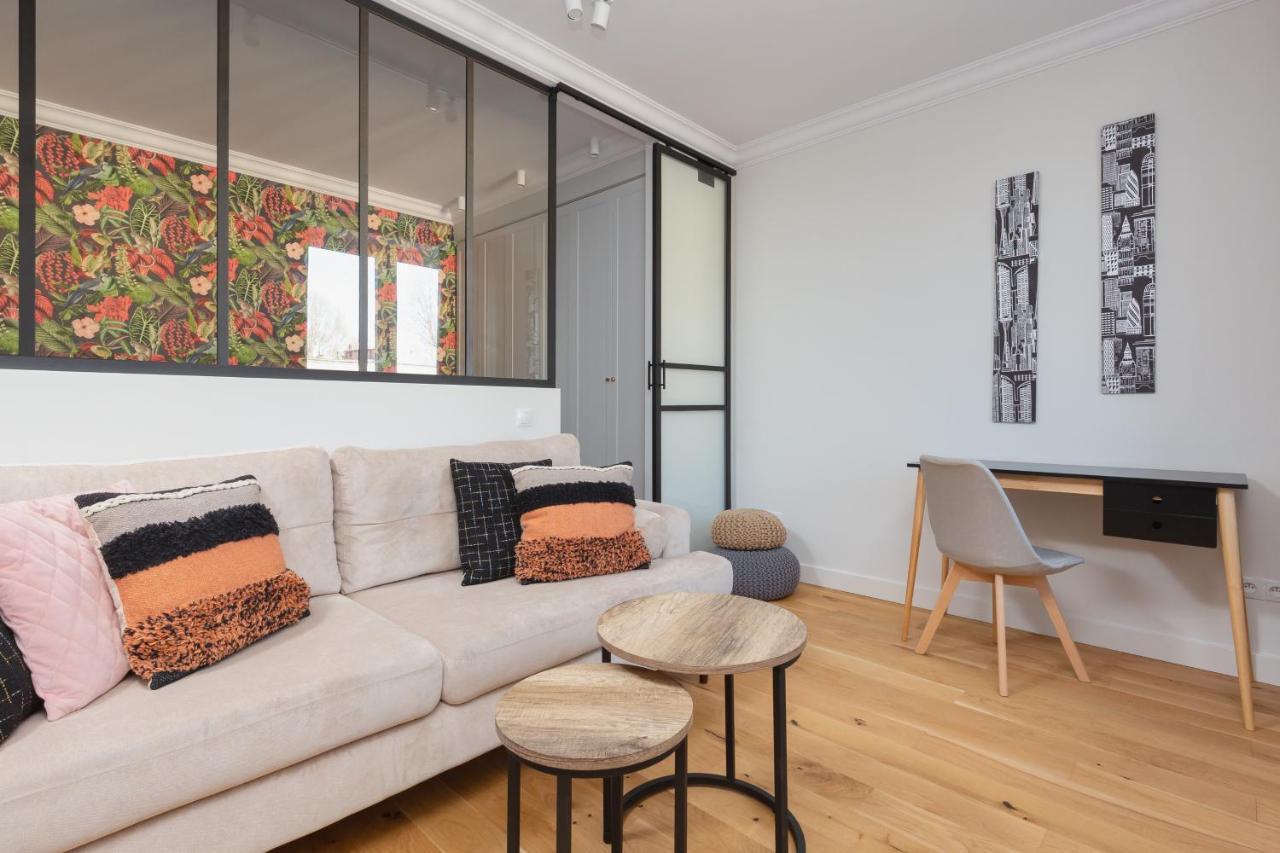 Apartment Bialobrzeska Warsaw Ochota By Renters 외부 사진