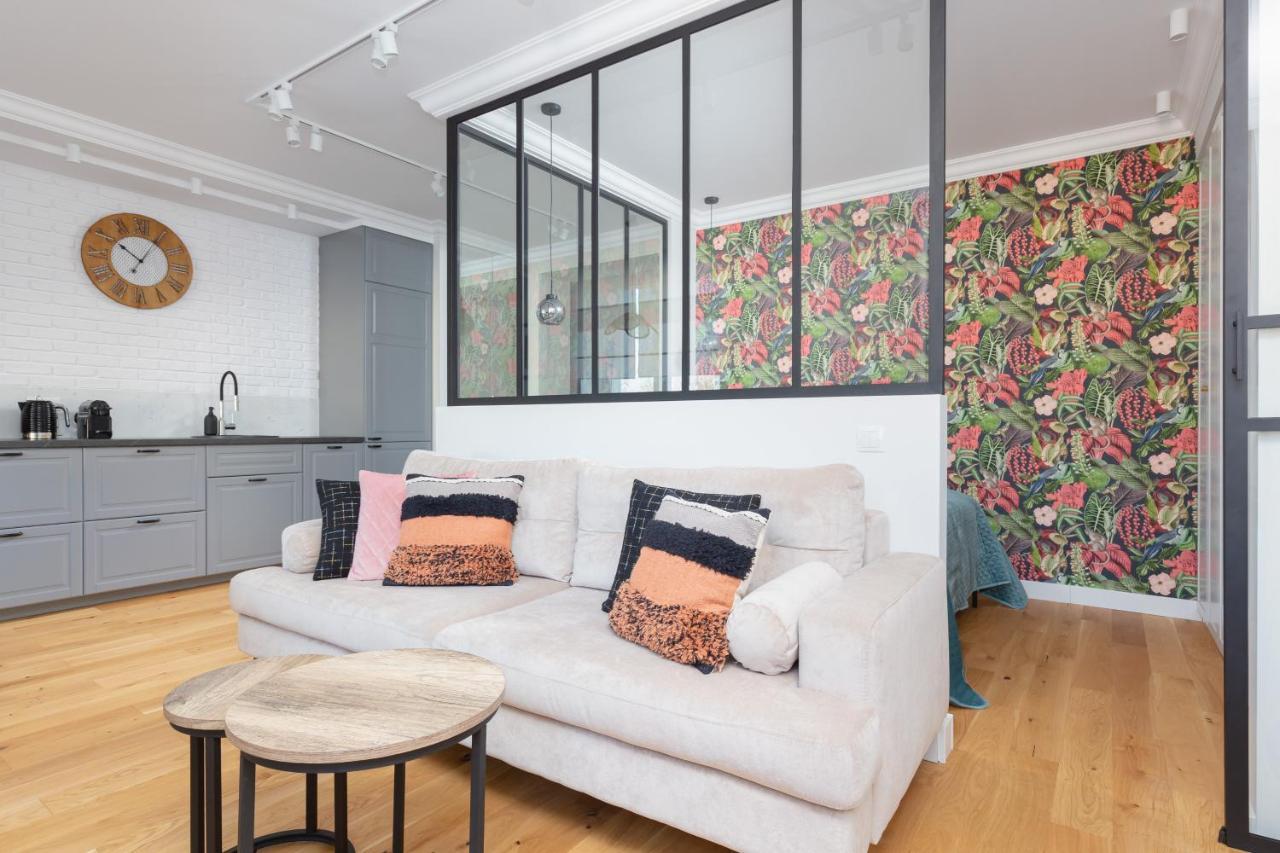 Apartment Bialobrzeska Warsaw Ochota By Renters 외부 사진